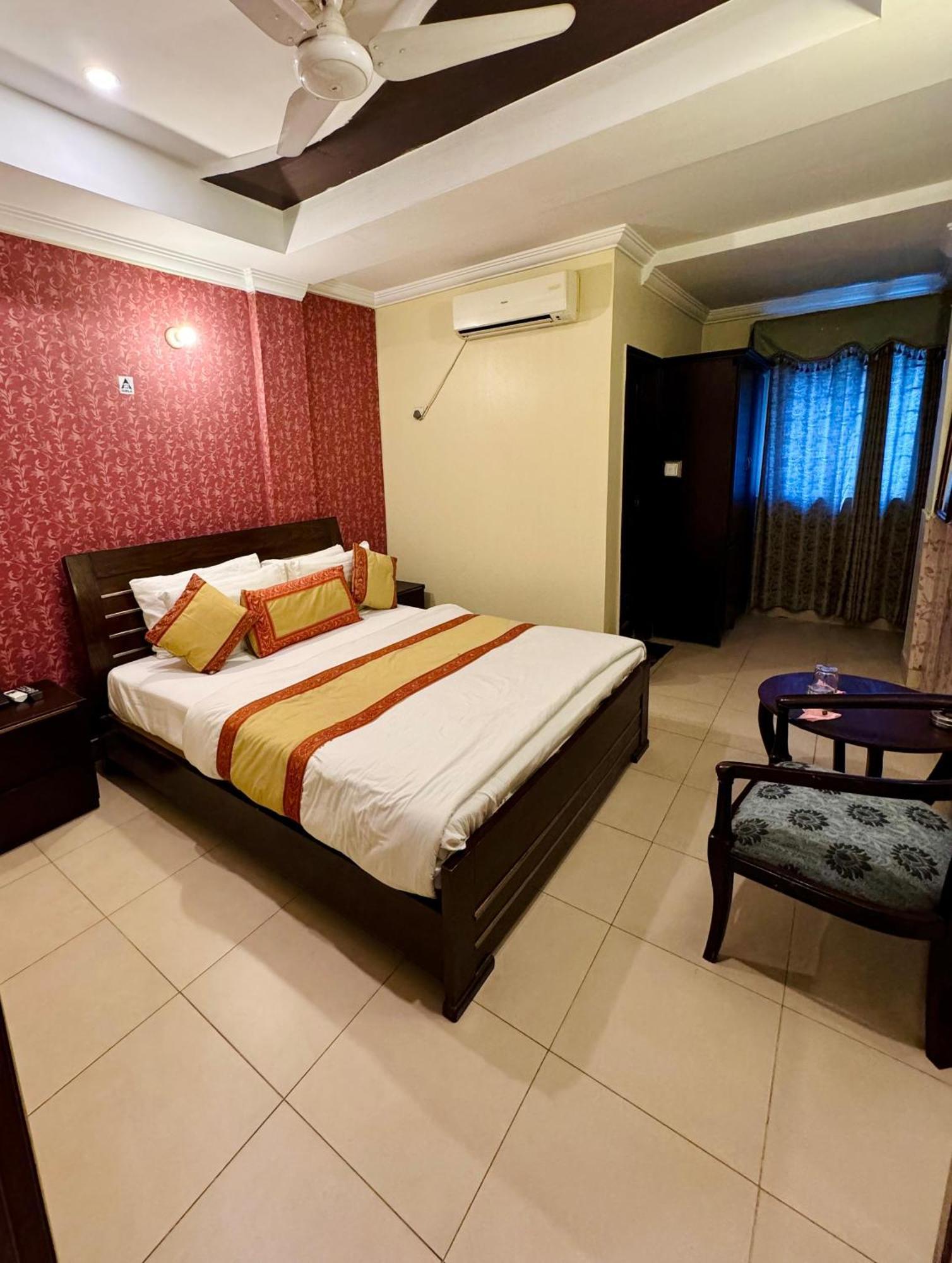 Hotel Islamabad Premiere Inn Εξωτερικό φωτογραφία